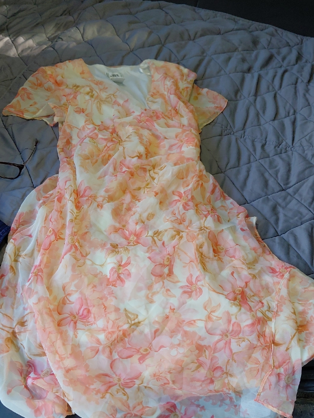 EUC J.B.S. Peach & Cream Floral Chiffon Midi Dress